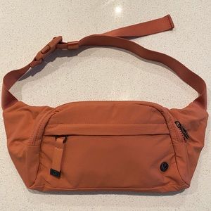 Lululemon Belt bag